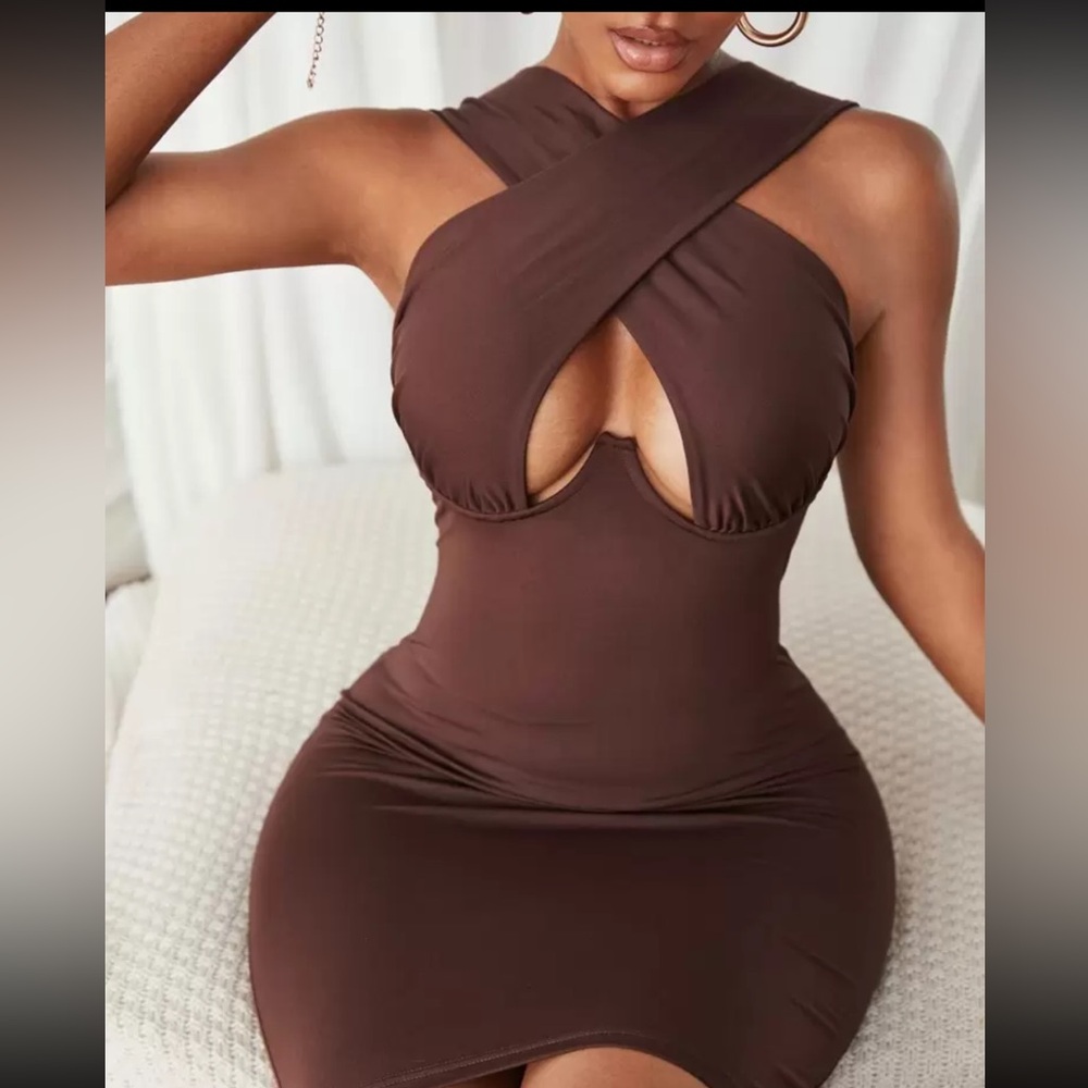 Chocolate Brown Crisscross Front Bodycon Dress